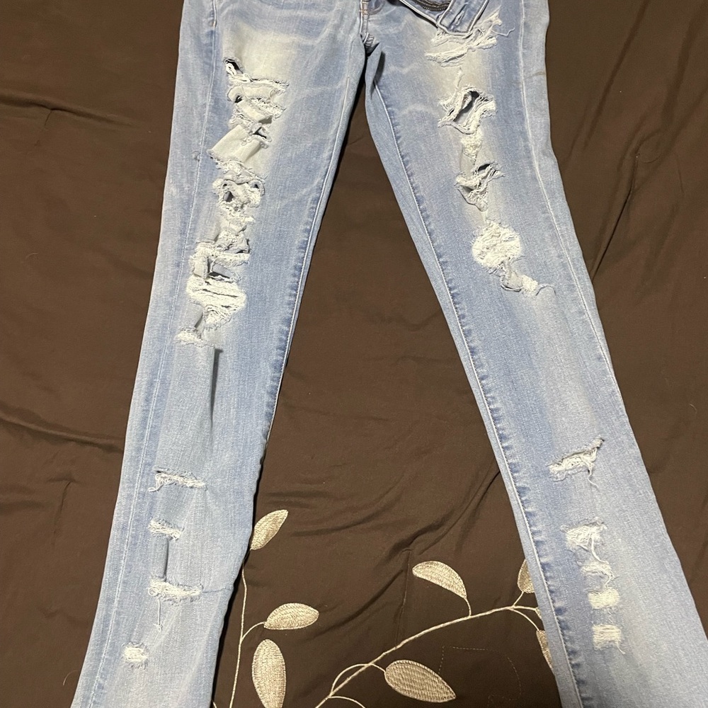 American Eagle Destroyed Jeggings
